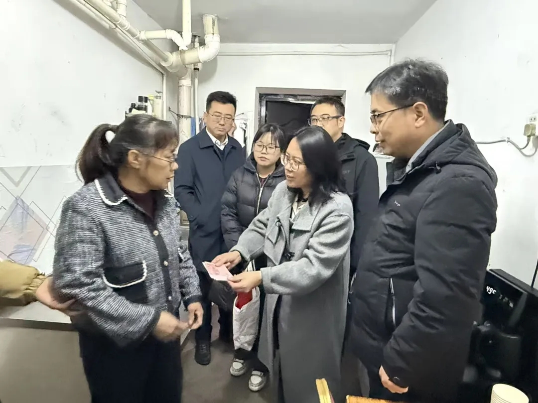 新春暖残护民生 温情走访暖府谷&mdash;&mdash;市残联副理事长赴府谷开展春节走访慰问活动